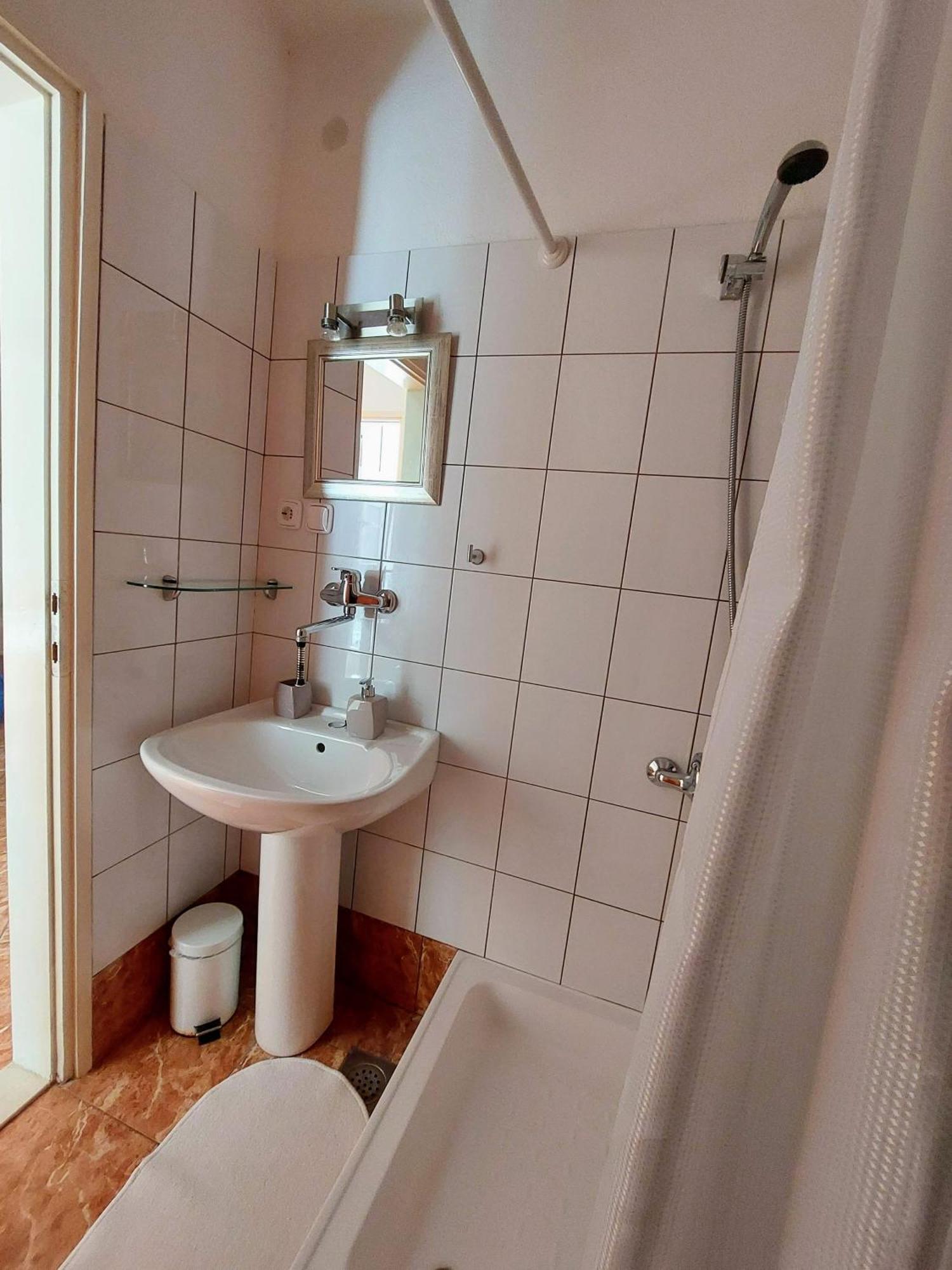 Apartment In Vis Historic Center - Mikula, Ljubica, Toma エクステリア 写真