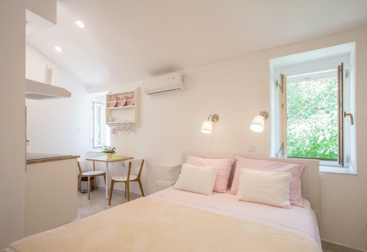Apartment In Vis Historic Center - Mikula, Ljubica, Toma エクステリア 写真